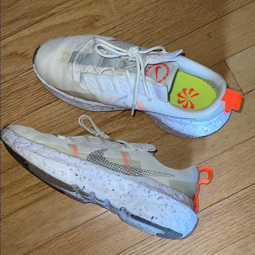 Nike Sneakers - Size 7.5 Women